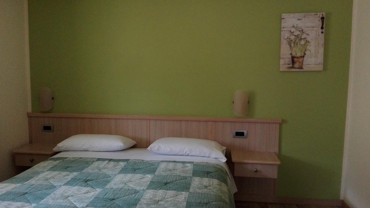 Garni Delia Hotel ลีวินโญ ภายนอก รูปภาพ